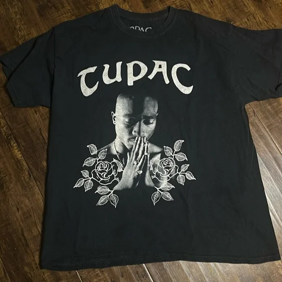 Vintage Tupac T Size M - Picture 1 of 2